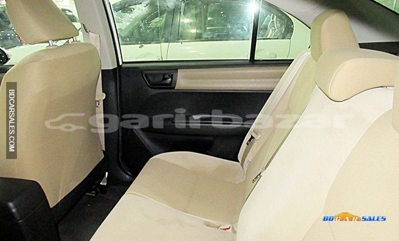 Buy Import Toyota Axio in Dhaka, Dhaka Buy Import Toyota Axio in Dhaka, Dhaka