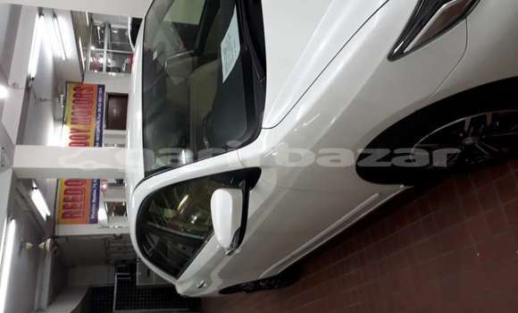 কেনা আমদানি Toyota Premio White গাড়ী মধ্যে ঢাকা মধ্যে Dhaka কেনা আমদানি Toyota Premio White গাড়ী মধ্যে ঢাকা মধ্যে Dhaka