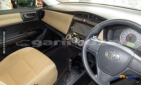 Buy Import Toyota Axio in Dhaka, Dhaka Buy Import Toyota Axio in Dhaka, Dhaka