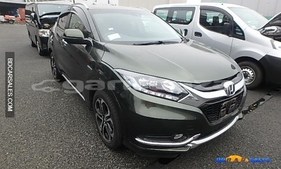 Buy Import Honda Vezel in Dhaka, Dhaka Buy Import Honda Vezel in Dhaka, Dhaka