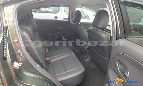 Buy Import Honda Vezel in Dhaka, Dhaka Buy Import Honda Vezel in Dhaka, Dhaka