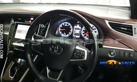 Buy Import Toyota Harrier in Dhaka, Dhaka Buy Import Toyota Harrier in Dhaka, Dhaka