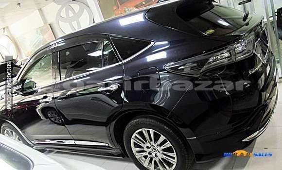Buy Import Toyota Harrier in Dhaka, Dhaka Buy Import Toyota Harrier in Dhaka, Dhaka