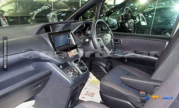 Buy Import Toyota Noah in Dhaka, Dhaka Buy Import Toyota Noah in Dhaka, Dhaka