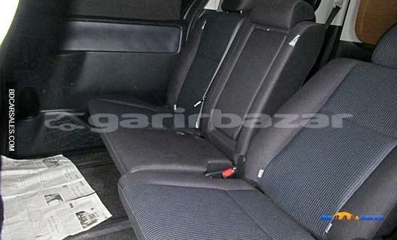 Buy Import Toyota Noah in Dhaka, Dhaka Buy Import Toyota Noah in Dhaka, Dhaka