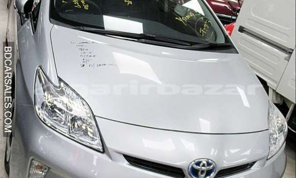 Buy Import Toyota Prius in Dhaka, Dhaka Buy Import Toyota Prius in Dhaka, Dhaka