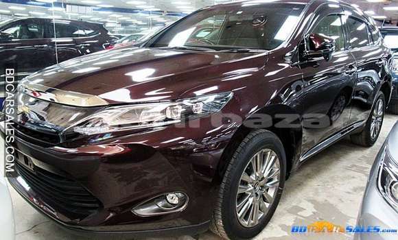 Buy Import Toyota Harrier in Dhaka, Dhaka Buy Import Toyota Harrier in Dhaka, Dhaka