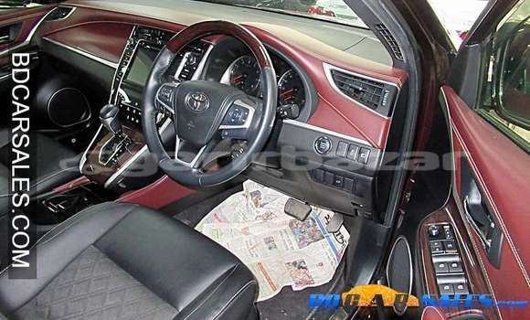 Buy Import Toyota Harrier in Dhaka, Dhaka Buy Import Toyota Harrier in Dhaka, Dhaka