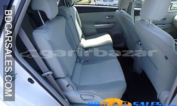 Buy Import Toyota Prius in Dhaka, Dhaka Buy Import Toyota Prius in Dhaka, Dhaka