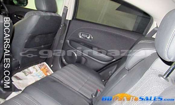 Buy Import Honda Vezel in Dhaka, Dhaka Buy Import Honda Vezel in Dhaka, Dhaka