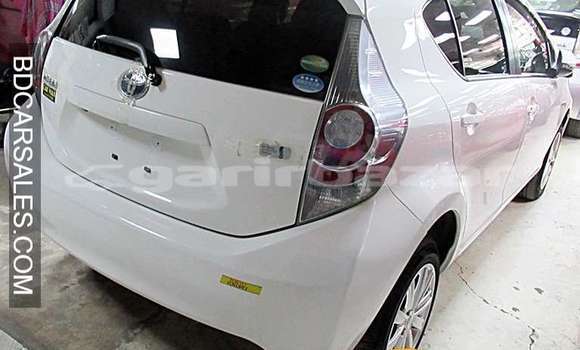 Buy Import Toyota Aqua in Dhaka, Dhaka Buy Import Toyota Aqua in Dhaka, Dhaka