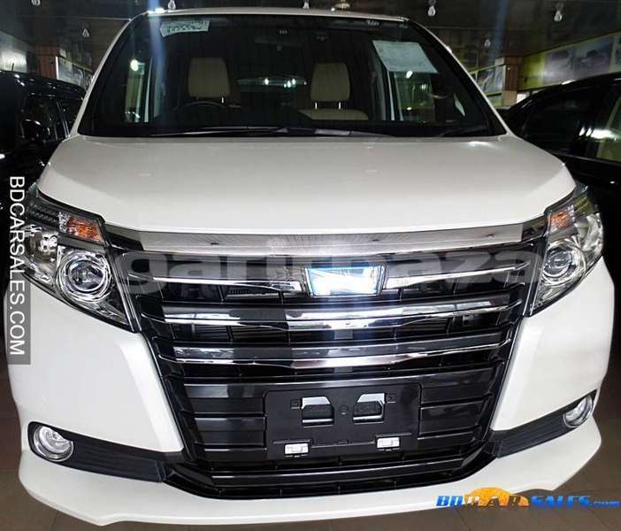 Big with watermark toyota noah dhaka dhaka 2355
