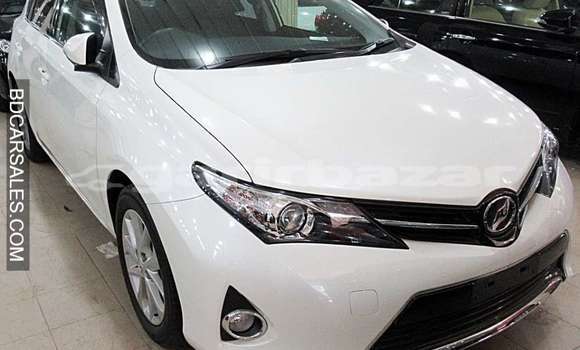 Buy Import Toyota Auris in Dhaka, Dhaka Buy Import Toyota Auris in Dhaka, Dhaka