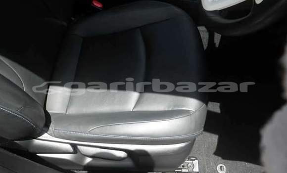 Buy Import Toyota Prius in Dhaka, Dhaka Buy Import Toyota Prius in Dhaka, Dhaka