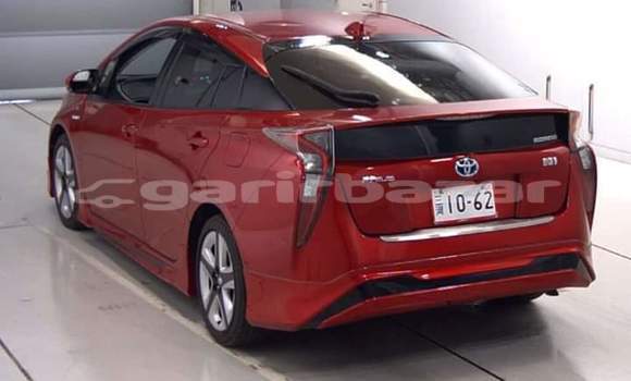 Buy Import Toyota Prius in Dhaka, Dhaka Buy Import Toyota Prius in Dhaka, Dhaka