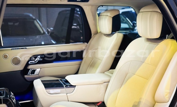 Buy Used 2020 Range Rover vogue in Dhaka, Dhaka Buy Used 2020 Range Rover vogue in Dhaka, Dhaka