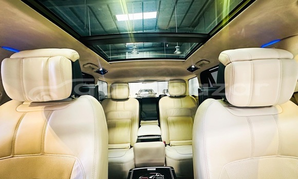 Buy Used 2020 Range Rover vogue in Dhaka, Dhaka Buy Used 2020 Range Rover vogue in Dhaka, Dhaka