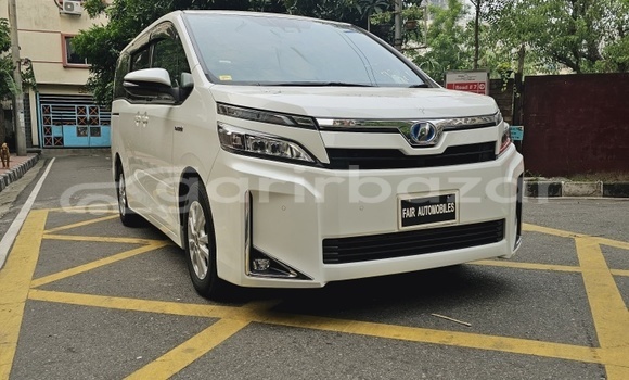 Buy Import 2020 Toyota Voxy in Dhaka, Dhaka Buy Import 2020 Toyota Voxy in Dhaka, Dhaka