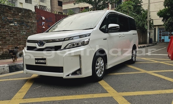 Buy Import 2020 Toyota Voxy in Dhaka, Dhaka Buy Import 2020 Toyota Voxy in Dhaka, Dhaka