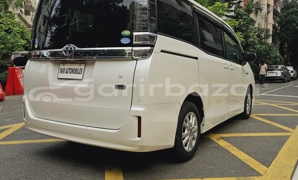 Buy Import 2020 Toyota Voxy in Dhaka, Dhaka Buy Import 2020 Toyota Voxy in Dhaka, Dhaka