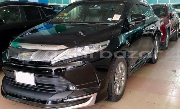 কেনা নতুন Toyota harrier premium Black গাড়ী মধ্যে ঢাকা মধ্যে Dhaka