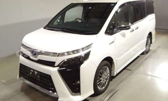 Buy Used 2019 Toyota voxy zs kiramiki in Dhaka, Dhaka Buy Used 2019 Toyota voxy zs kiramiki in Dhaka, Dhaka