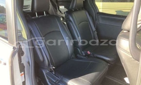 Buy Used 2019 Toyota voxy zs kiramiki in Dhaka, Dhaka Buy Used 2019 Toyota voxy zs kiramiki in Dhaka, Dhaka