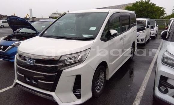 Buy Used 2019 Toyota noah si in Dhaka, Dhaka Buy Used 2019 Toyota noah si in Dhaka, Dhaka