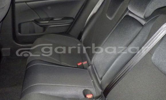 Buy Used 2019 Honda Insight in Dhaka, Dhaka Buy Used 2019 Honda Insight in Dhaka, Dhaka