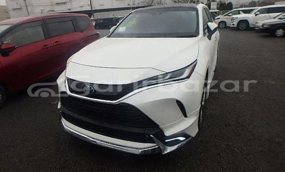 কেনা ব্যবহৃত Toyota harrier z leather Pearl গাড়ী মধ্যে ঢাকা মধ্যে Dhaka