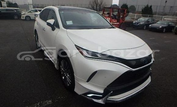 Buy Used 2021 Toyota harrier z leather in Dhaka, Dhaka Buy Used 2021 Toyota harrier z leather in Dhaka, Dhaka