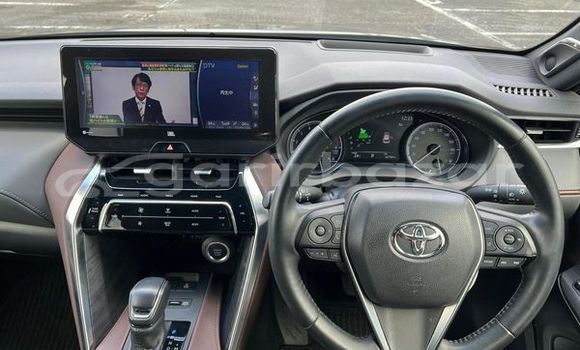 Buy Used 2020 Toyota harrier z leather in Dhaka, Dhaka Buy Used 2020 Toyota harrier z leather in Dhaka, Dhaka