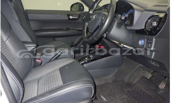 Buy Used 2019 Toyota corolla in Dhaka, Dhaka Buy Used 2019 Toyota corolla in Dhaka, Dhaka