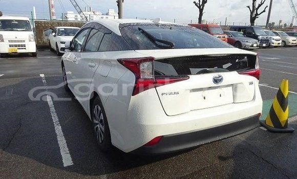 Buy Used 2019 Toyota prius in Bandarban, Bandarban Buy Used 2019 Toyota prius in Bandarban, Bandarban