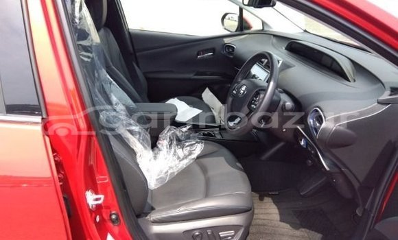 Buy Used 2016 Toyota prius in Baniachang, Habiganj Buy Used 2016 Toyota prius in Baniachang, Habiganj