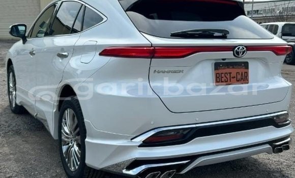 Buy Used 2023 Toyota Harrier in Dhaka, Dhaka Buy Used 2023 Toyota Harrier in Dhaka, Dhaka