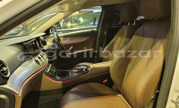 Buy Used 2022 Mercedes-Benz e-class in Dhaka, Dhaka Buy Used 2022 Mercedes-Benz e-class in Dhaka, Dhaka