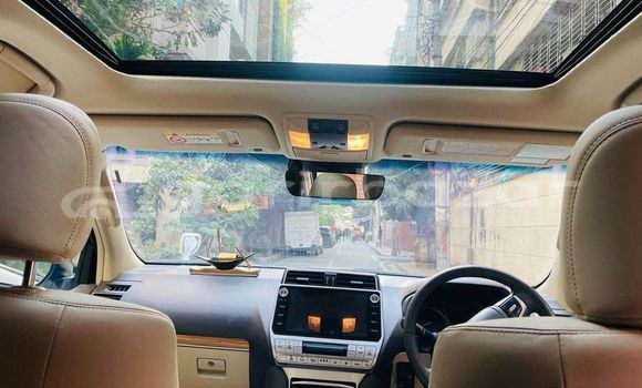 Buy Used 2019 Toyota land cruiser-prado in Dhaka, Dhaka Buy Used 2019 Toyota land cruiser-prado in Dhaka, Dhaka
