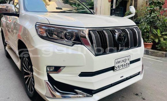 Buy Used 2019 Toyota land cruiser-prado in Dhaka, Dhaka Buy Used 2019 Toyota land cruiser-prado in Dhaka, Dhaka