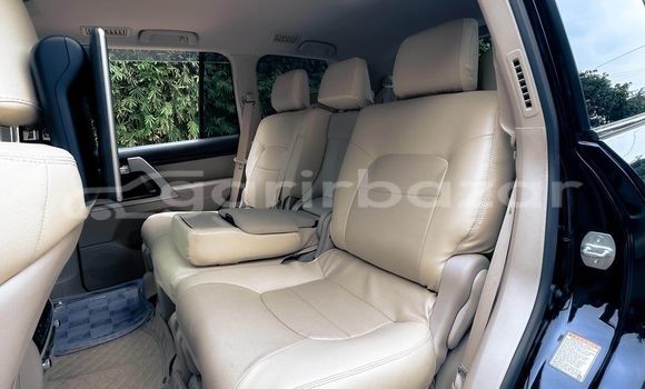 Buy Used 2018 Toyota Land Cruiser in Dhaka, Dhaka Buy Used 2018 Toyota Land Cruiser in Dhaka, Dhaka