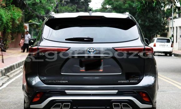 Buy Used 2020 Toyota Highlander in Dhaka, Dhaka Buy Used 2020 Toyota Highlander in Dhaka, Dhaka
