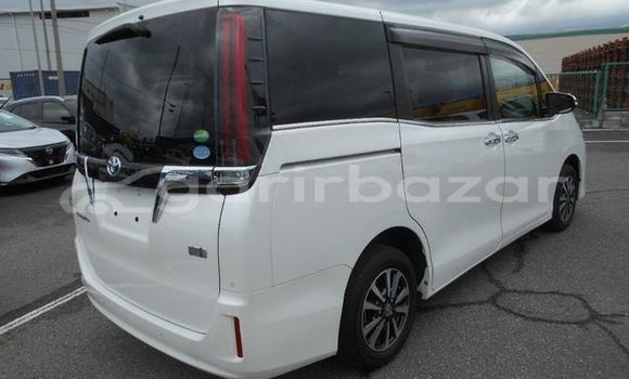 Buy Used 2020 Toyota esquire gi in Dhaka, Dhaka Buy Used 2020 Toyota esquire gi in Dhaka, Dhaka