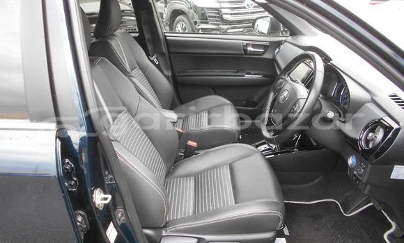 Buy Used 2019 Toyota Fielder WXB in Dhaka, Dhaka Buy Used 2019 Toyota Fielder WXB in Dhaka, Dhaka