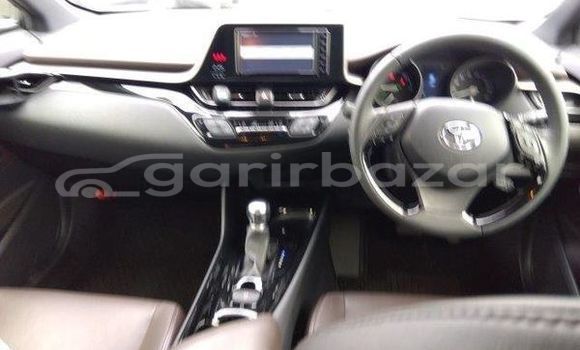 Buy Used 2019 Toyota chr g led pkg in Dhaka, Dhaka Buy Used 2019 Toyota chr g led pkg in Dhaka, Dhaka