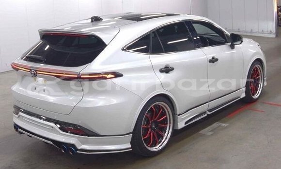 Buy Used 2021 Toyota harrier z leather package in Dhaka, Dhaka Buy Used 2021 Toyota harrier z leather package in Dhaka, Dhaka