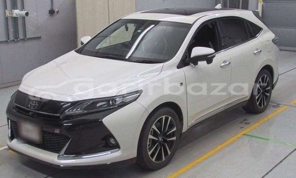 Buy Used 2019 Toyota Harrier in Dhaka, Dhaka Buy Used 2019 Toyota Harrier in Dhaka, Dhaka