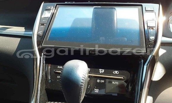 Buy Used 2019 Toyota Harrier in Dhaka, Dhaka Buy Used 2019 Toyota Harrier in Dhaka, Dhaka