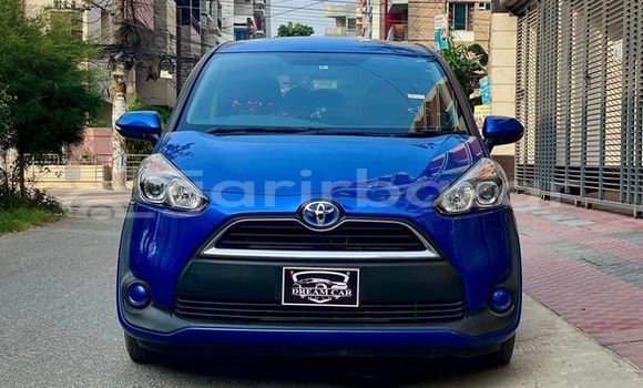 Buy Used 2018 Toyota Sienta in Dhaka, Dhaka Buy Used 2018 Toyota Sienta in Dhaka, Dhaka