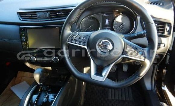 Buy Used 2018 Nissan X-Trail in Dhaka, Dhaka Buy Used 2018 Nissan X-Trail in Dhaka, Dhaka