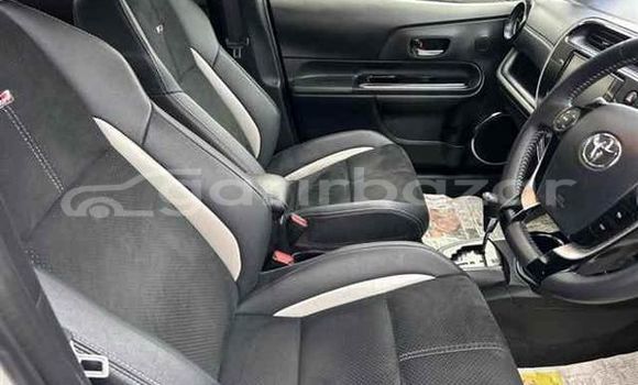 Buy Used 2019 Toyota AQUA in Dhaka, Dhaka Buy Used 2019 Toyota AQUA in Dhaka, Dhaka